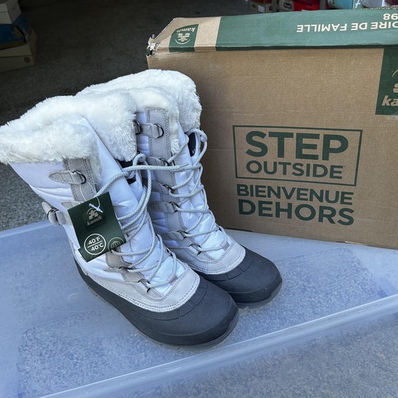 Kamik Winter Boots Womens White Gray Waterproof Faux Fur Lined 3M Thinsulate 9 - Picture 1 of 11